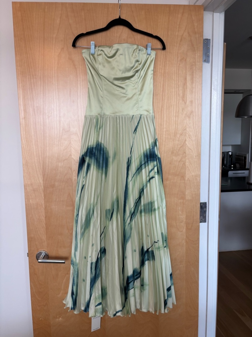 Abercrombie & Fitch Giselle Drop-Waist Maxi Dress - Picture 2 of 4